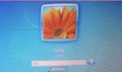 win7忘记开机密码如何重置电脑密码(图2)