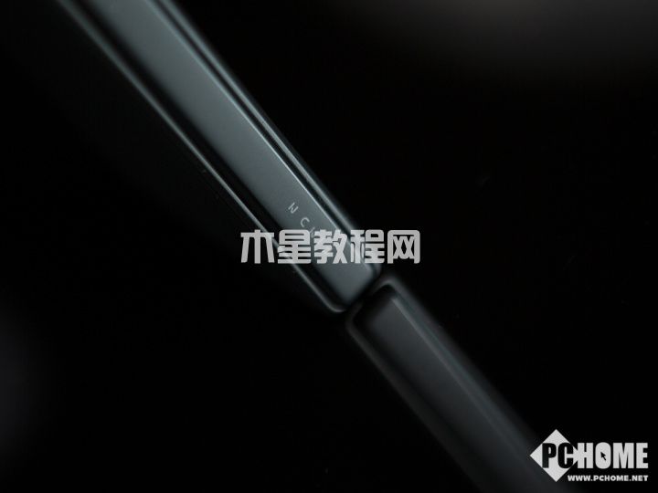 OPPO Find N2悬停模式体验：自带支架堪称追剧达人(图2)