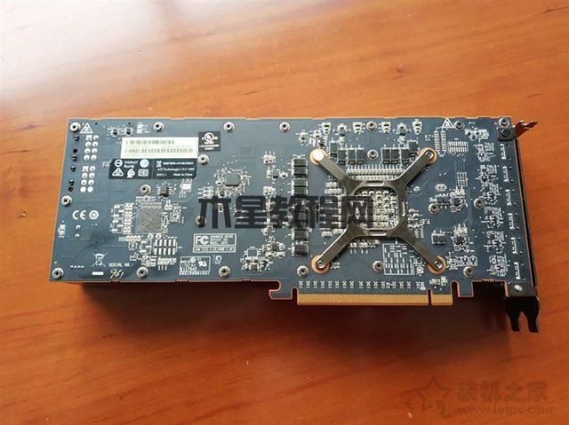 AMD Radeon Pro WX8200专业图形显卡评测 对比Quadro P5000